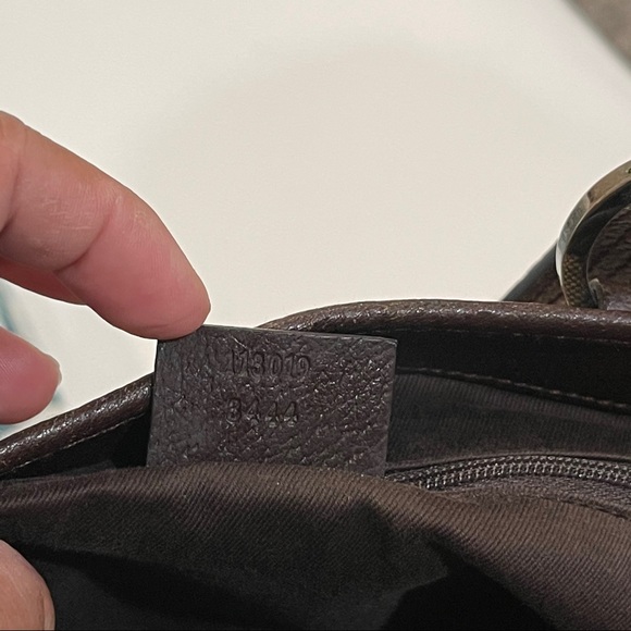 Gucci bag 💯% authentic!! - Picture 15 of 16